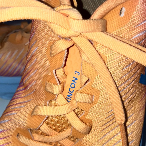 Hoka Vibrant Orange and Purple Sneakers Rincon 3 - Picture 2 of 9